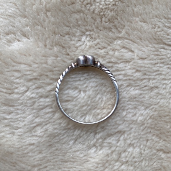 *SOLD*Sterling Silver Heart Ring - Picture 3 of 6
